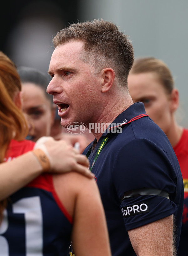 AFLW 2025 First Preliminary Final - North Melbourne v Melbourne - A-64857487