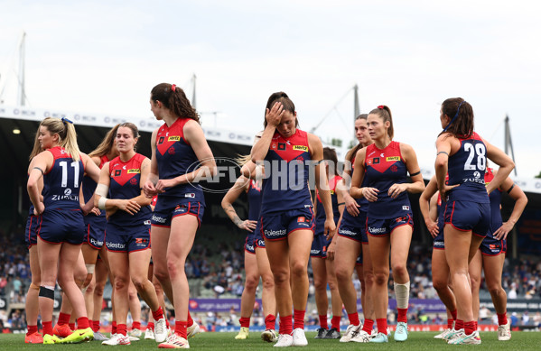 AFLW 2025 First Preliminary Final - North Melbourne v Melbourne - A-64859801