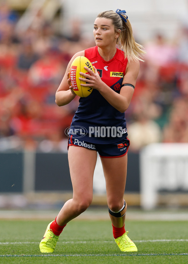 AFLW 2025 First Preliminary Final - North Melbourne v Melbourne - A-64859953