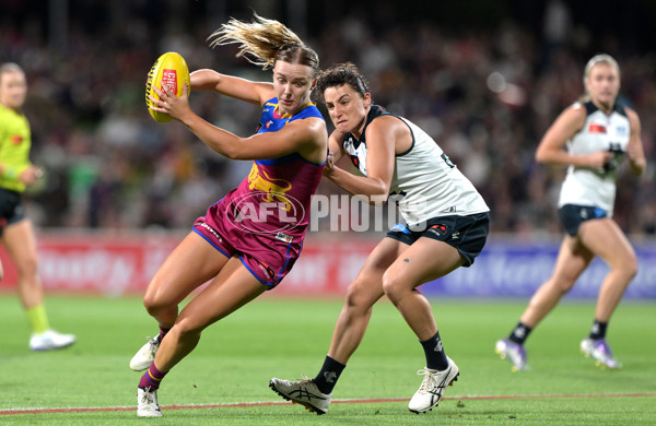 AFLW 2025 Second Preliminary Final - Brisbane v Carlton - A-64862189