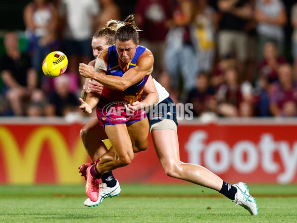 AFLW 2025 Second Preliminary Final - Brisbane v Carlton - A-64864471
