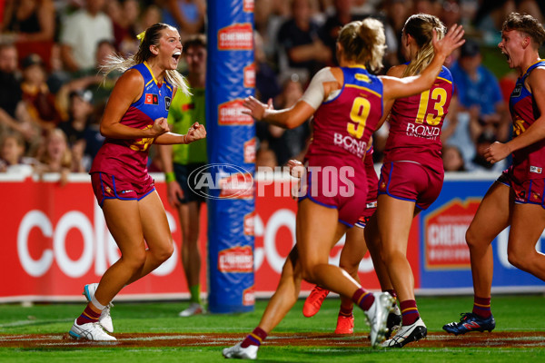 AFLW 2025 Second Preliminary Final - Brisbane v Carlton - A-64864494
