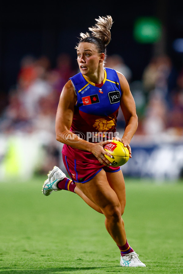 AFLW 2025 Second Preliminary Final - Brisbane v Carlton - A-64864900