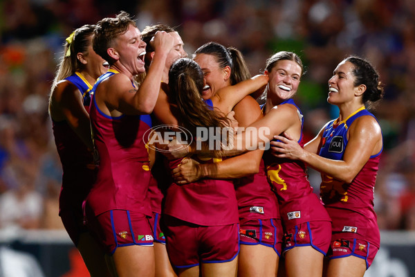 AFLW 2025 Second Preliminary Final - Brisbane v Carlton - A-64867223
