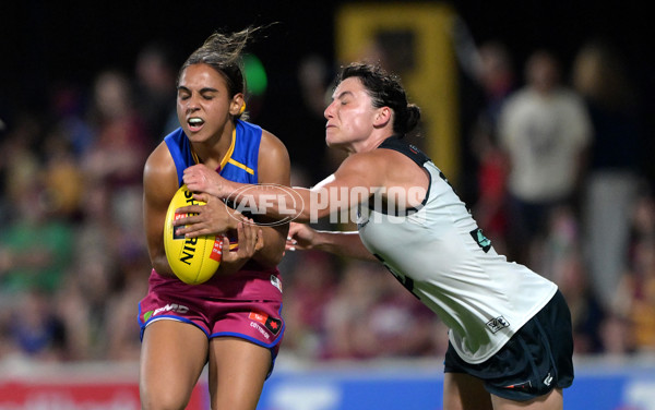 AFLW 2025 Second Preliminary Final - Brisbane v Carlton - A-64867374