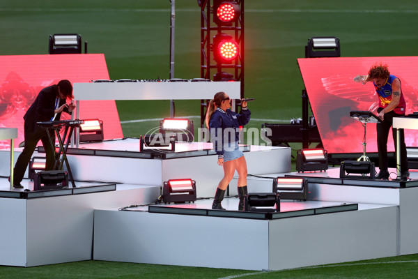 AFLW 2025 Grand Final - North Melbourne v Brisbane - A-64929465