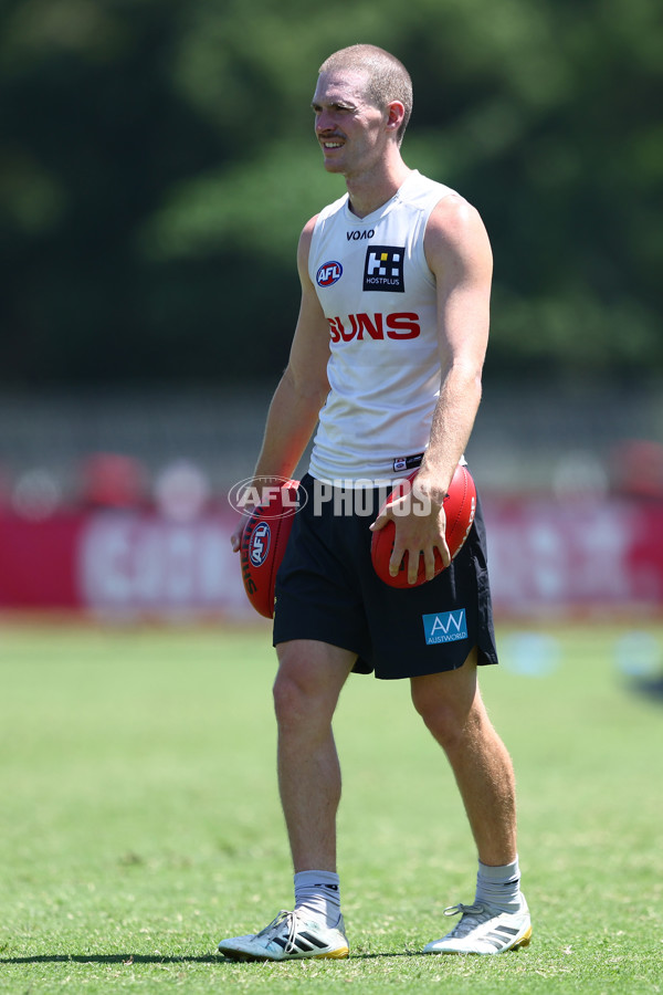 AFL 2025 Training - Gold Coast 011225 - A-64937785