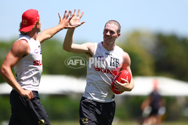 AFL 2025 Training - Gold Coast 011225 - A-64937786