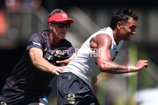 AFL 2025 Training - Gold Coast 011225 - A-64937805