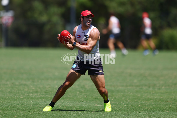 AFL 2025 Training - Gold Coast 011225 - A-64938160