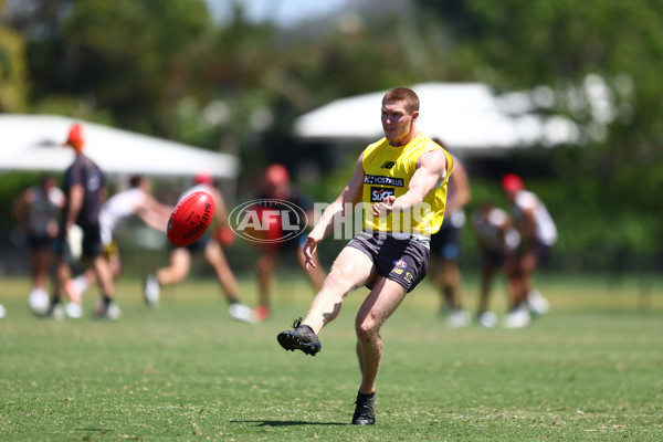 AFL 2025 Training - Gold Coast 011225 - A-64938171