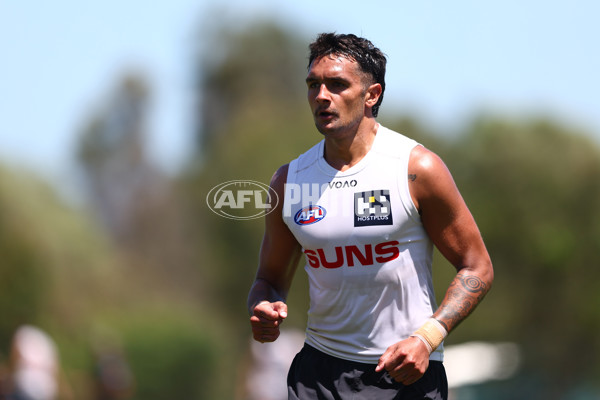 AFL 2025 Training - Gold Coast 011225 - A-64938173