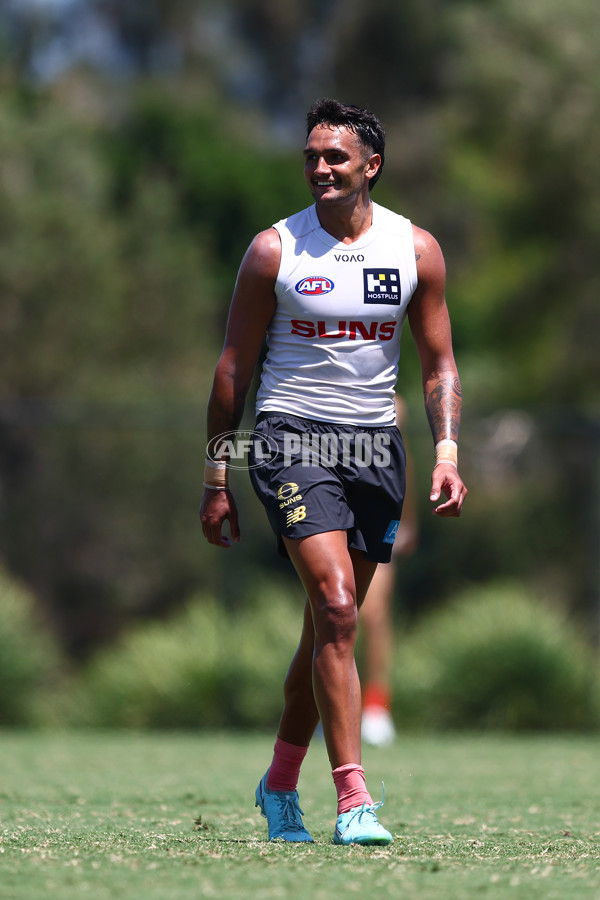 AFL 2025 Training - Gold Coast 011225 - A-64938184