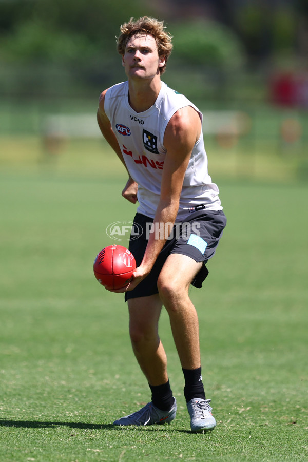 AFL 2025 Training - Gold Coast 011225 - A-64938238