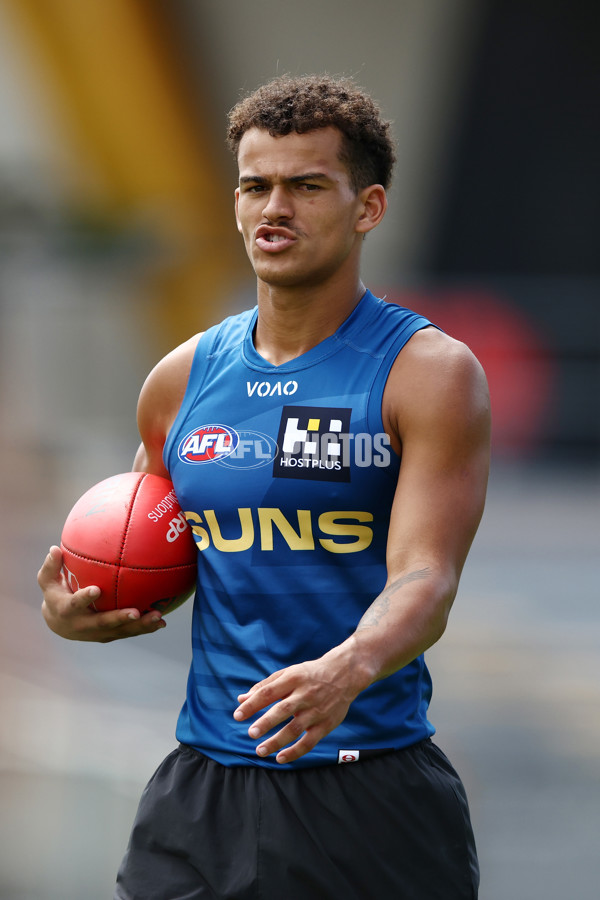 AFL 2026 Training - Gold Coast 270126 - A-65277586