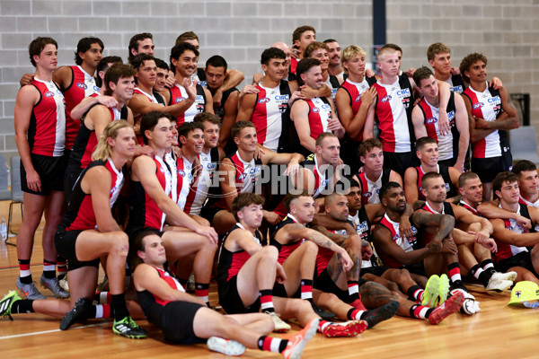 AFL 2026 Media - St Kilda Team Photo Day - A-65285725