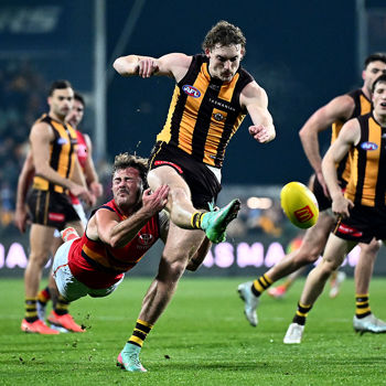 Hawthorn V Adelaide