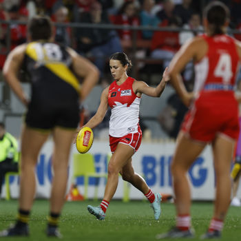 Sydney V Richmond