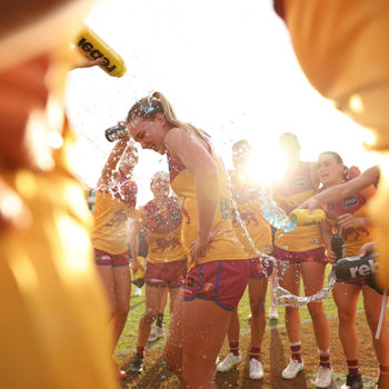 Photographers Choice - AFLW 2025 Round 02